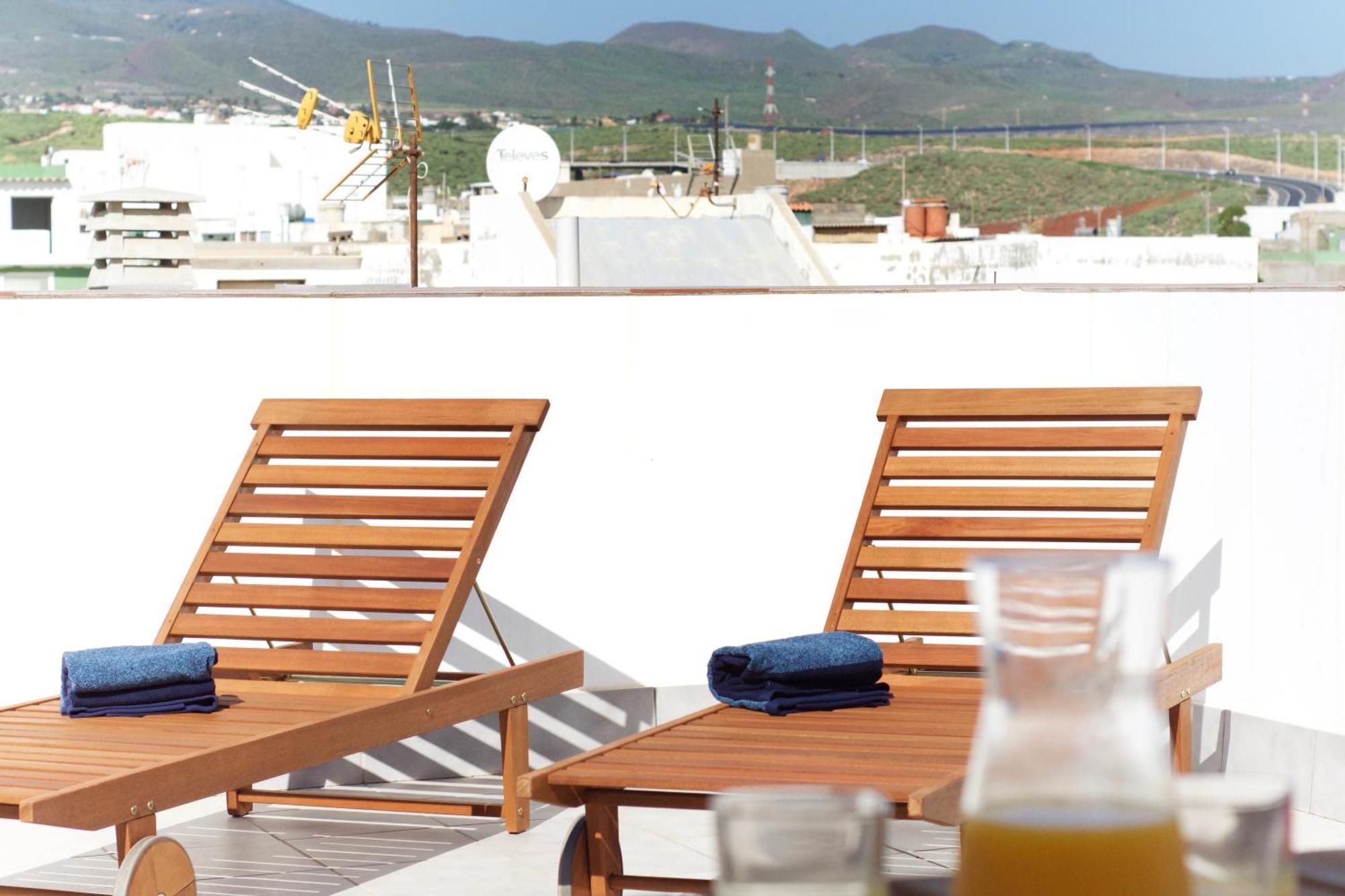 Apartamentos A 10 Minutos Del Aeropuerto Carrizal Ngoại thất bức ảnh