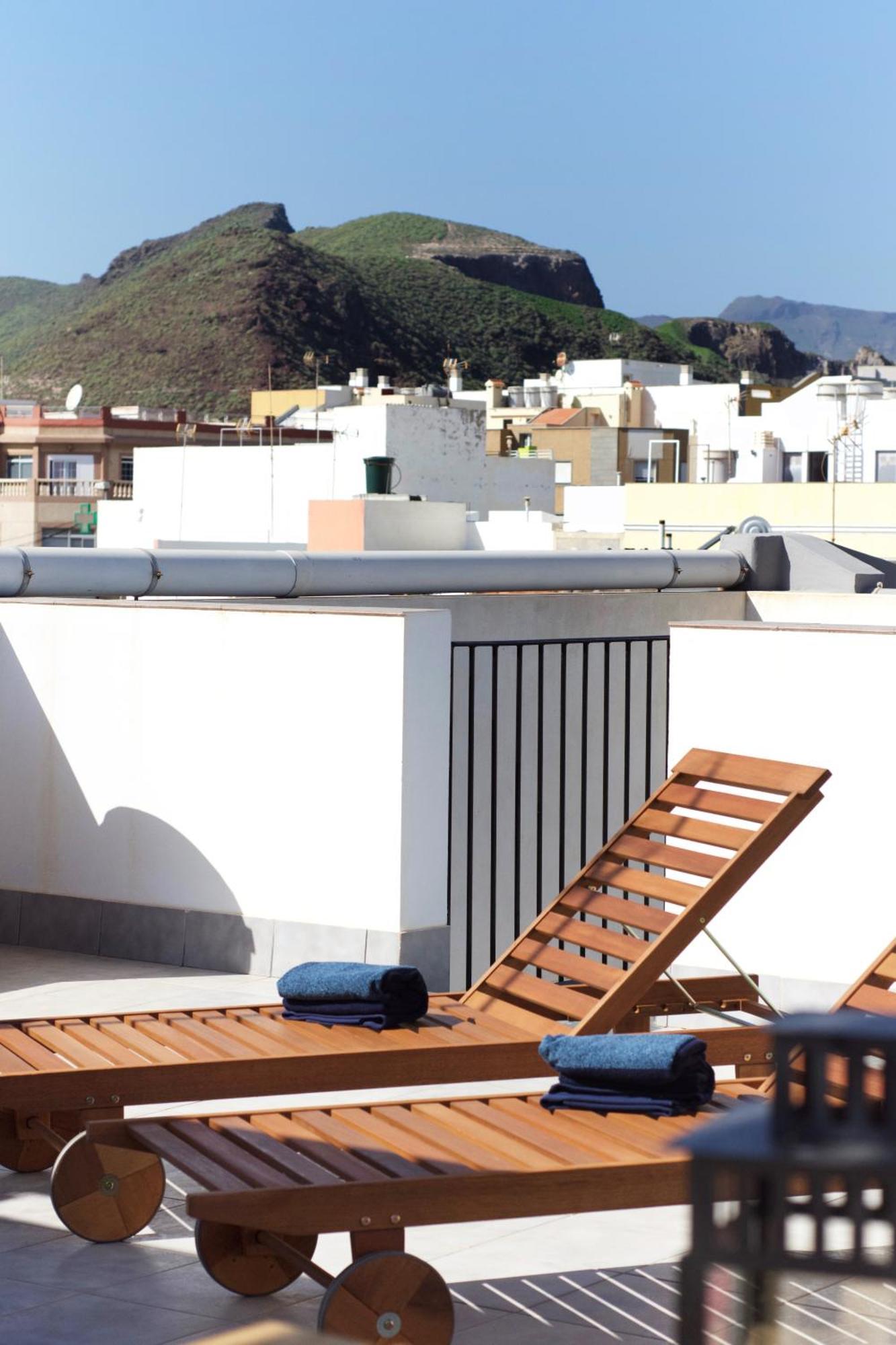 Apartamentos A 10 Minutos Del Aeropuerto Carrizal Ngoại thất bức ảnh