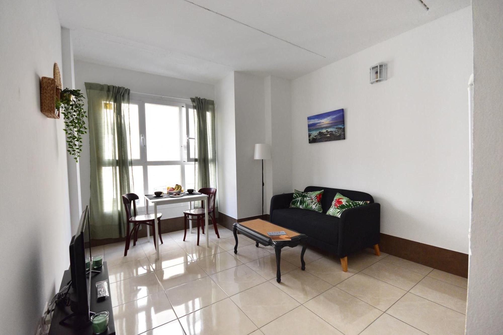 Apartamentos A 10 Minutos Del Aeropuerto Carrizal Phòng bức ảnh