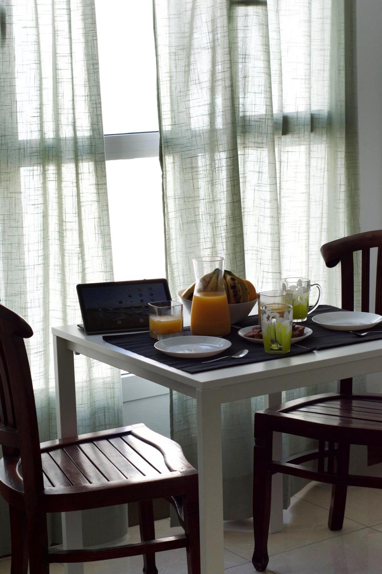Apartamentos A 10 Minutos Del Aeropuerto Carrizal Ngoại thất bức ảnh